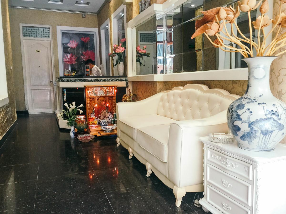 Tran Gia - Lang Ha Hotel Hanoi Exteriör bild